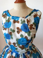 Load image into Gallery viewer, 1960s - Blue Roseprint Dress - W30 (76cm)
