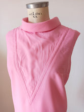 Cargar imagen en el visor de la galería, 1960s - Cute Pink Dress
