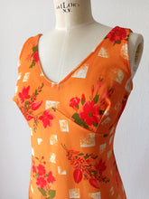 Cargar imagen en el visor de la galería, 1960s - Orange Dress - W32 (82cm)
