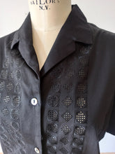 Charger l&#39;image dans la galerie, 1950s 1960s - Black Cotton Blouse - Sz 46
