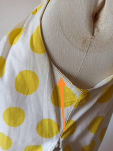 1950s - Fabulous Yellow Polkadots Cotton Dress - W28.5 (72cm)