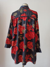 Cargar imagen en el visor de la galería, 1950s 1960s - SERMO - Stunning Roseprint Duster

