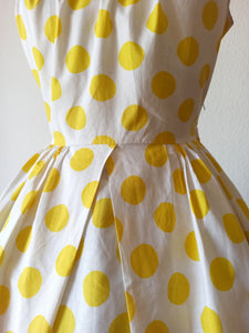 1950s - Fabulous Yellow Polkadots Cotton Dress - W28.5 (72cm)