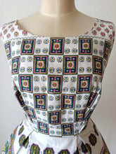 Cargar imagen en el visor de la galería, 1950s 1960s - Gorgeous Geometric Print Cotton Dress - W27.5 (70cm)
