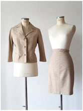 Cargar imagen en el visor de la galería, 1950s 1960s - Elegant Italian 2pc Suit - W30 (76cm)
