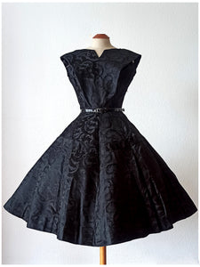 1950s - Outstanding Beauty Black Silk Satin Dress - W25 (64cm)