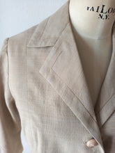 Cargar imagen en el visor de la galería, 1950s 1960s - Elegant Italian 2pc Suit - W30 (76cm)
