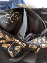 Load image into Gallery viewer, 1940s - Stunning Black Silk Crepe Dress - W29 (74cm)
