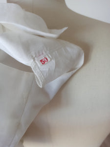 1960s - White Embroidery Blouse - Sz 50