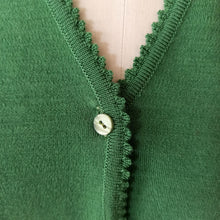 Load image into Gallery viewer, 1950s 1960s - VICENTE, Spain - Deadstock Green Twin Set - Sz 5
