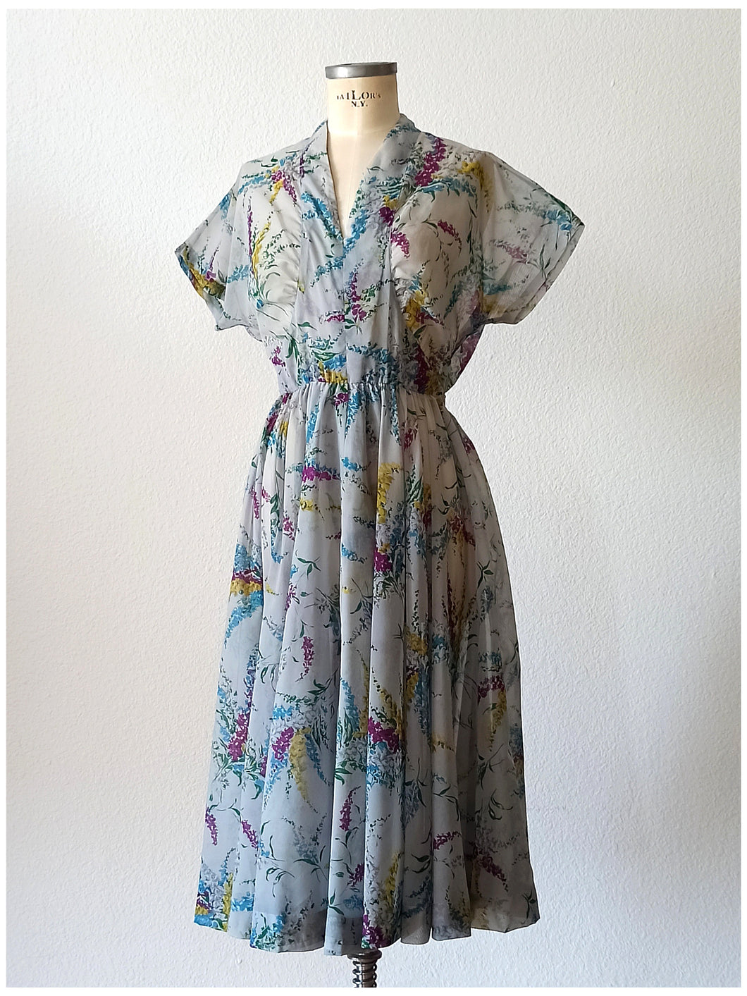 1940s - Spectacular Full Skirt Floral Sheer Dress - W26 (66cm)