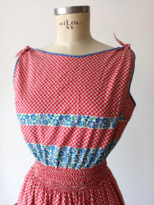 1940s 1950s - Gorgeous Red Dots Floral Cotton Dress - W22/30 (56/76cm)