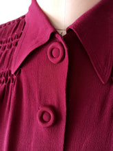 Load image into Gallery viewer, 1940s - Stunning Honeycomb Puff Sleeves Blouse - W36 (92cm)
