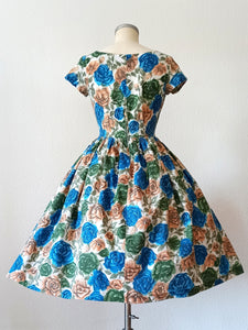 1950s - Stunning Roseprint Cotton Dress - W28 (70cm)