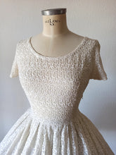 Charger l&#39;image dans la galerie, 1950s - Exquisite Embroidery Chiffon Dress - W30 (76cm)
