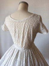 Charger l&#39;image dans la galerie, 1950s - Exquisite Embroidery Chiffon Dress - W30 (76cm)
