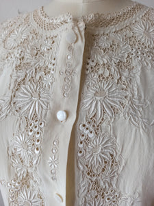 1940s 1950s - Exquisite Hand Embroidered Pure Silk Blouse - Sz 46
