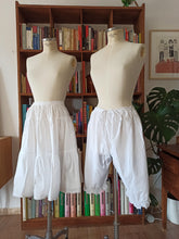Laden Sie das Bild in den Galerie-Viewer, 1910s 1940s - Joblot x 23pc + 1pc
