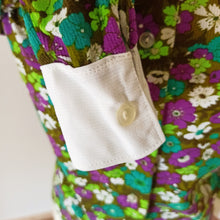 Cargar imagen en el visor de la galería, 1960s - ARNO - Floral Blouse - Sz S/M
