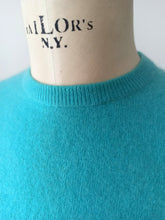 Charger l&#39;image dans la galerie, 1950s - PRINGLE OF SCOTLAND - Blue Cashmere Jumper - Sz 36
