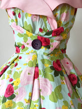 Cargar imagen en el visor de la galería, 1950s 1960s - Spectacular Roseprint Dress - W28.5 (72cm)
