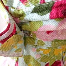 Cargar imagen en el visor de la galería, 1950s 1960s - Spectacular Roseprint Dress - W28.5 (72cm)
