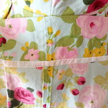 Cargar imagen en el visor de la galería, 1950s 1960s - Spectacular Roseprint Dress - W28.5 (72cm)
