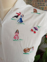 Charger l&#39;image dans la galerie, 1950s - Exquisite Flamenco Dancers Embroidery Blouse - W31.5 (80cm)
