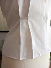 Charger l&#39;image dans la galerie, 1950s - Exquisite Flamenco Dancers Embroidery Blouse - W31.5 (80cm)
