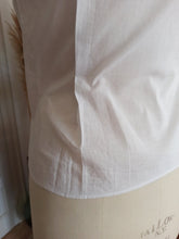 Charger l&#39;image dans la galerie, 1950s - Exquisite Flamenco Dancers Embroidery Blouse - W31.5 (80cm)

