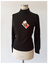Laden Sie das Bild in den Galerie-Viewer, 1960s - DEADSTOCK - Cofasa, Spain - Black Sweater - Sz 4

