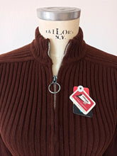 Cargar imagen en el visor de la galería, 1960s - DEADSTOCK - MACAP, Spain - Brown Zipper Jacket
