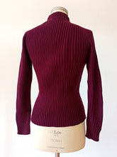 Cargar imagen en el visor de la galería, 1960s - DEADSTOCK - MACAP, Spain - Mulberry Zipper Jacket
