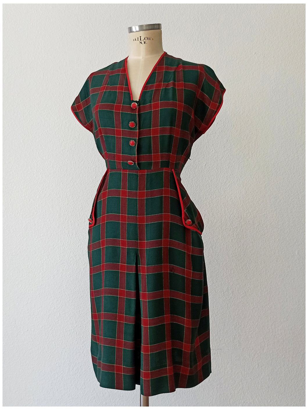 1940s - Adorable Green Red Tartan Dress - W29 (74cm)