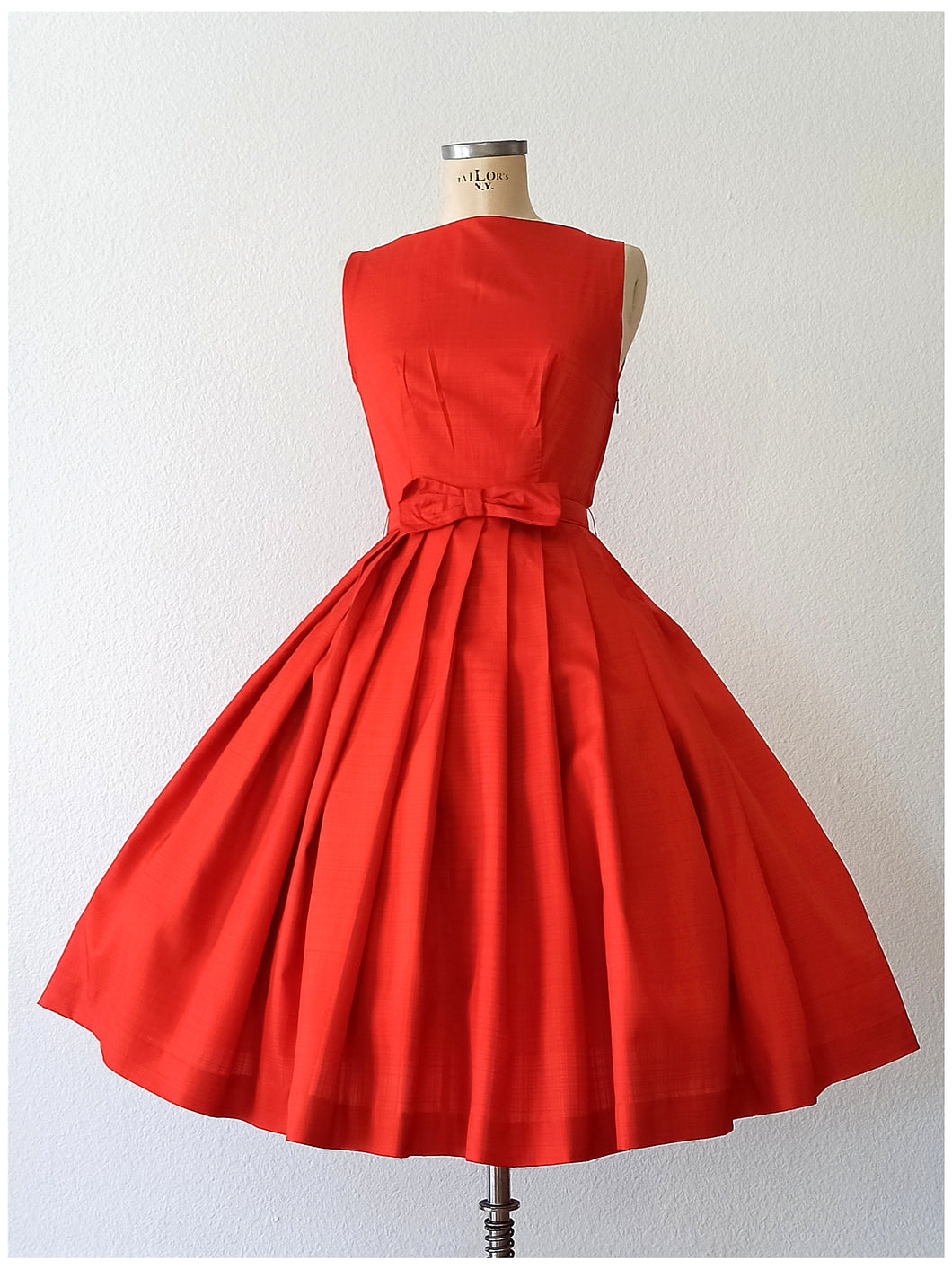 1950s 1960s - Stunning Orange Red Dress - W26 (66cm)