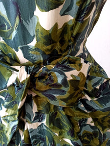 1950s - YOUR WENDY DRESS - Stunning Roseprint Dress - W28.5 (72cm)