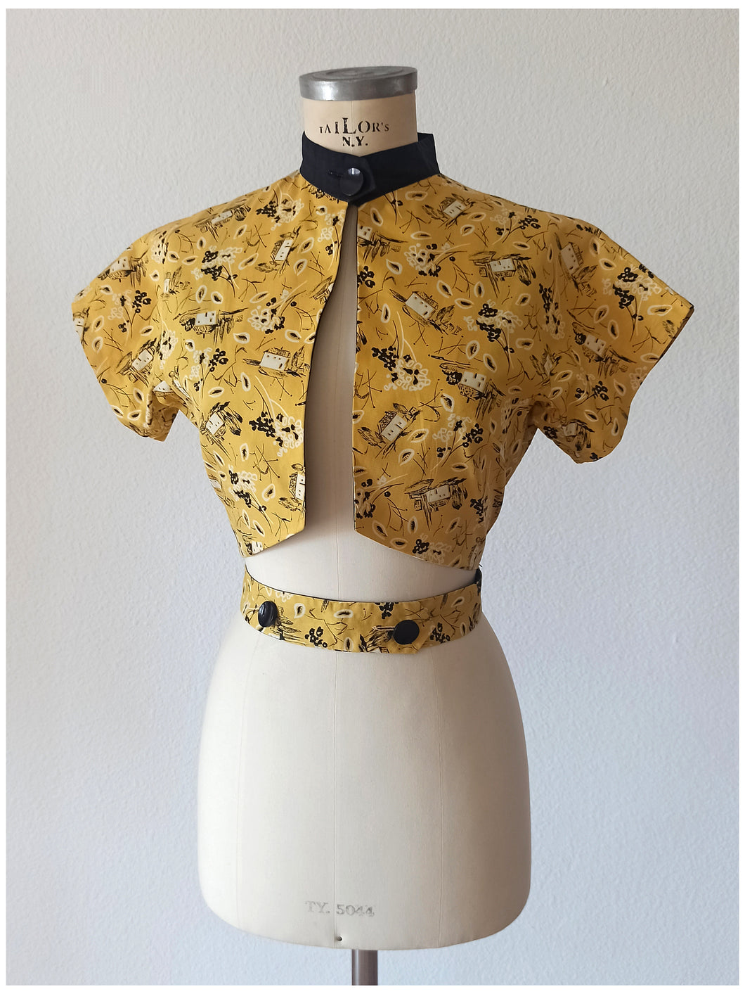 1950s - Rare & Fabulous Novelty Print Bolero - Sz 40