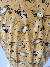 Cargar imagen en el visor de la galería, 1950s - Rare &amp; Fabulous Novelty Print Bolero - Sz 40
