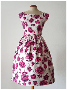 1950s 1960s - FRIPONNETTE, Paris - Cute Roseprint Cotton Dress - W26 (66cm)