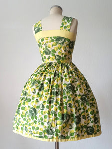 1950s 1960s - Gorgeous Summery Roseprint Cotton Dress - W28.5 (72cm)