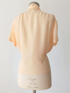 1940s 1950s - Exquisite Peach Crepe Embroidery Blouse - W39 (100cm)