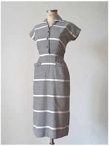1950s - Superb French Black Stripes Cotton Dress - W29 (74cm)
