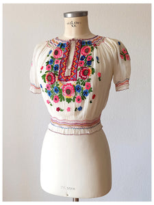 1930s 1940s - Exquisite Hand Embroidery Hungarian Blouse - W28.5 (72cm)