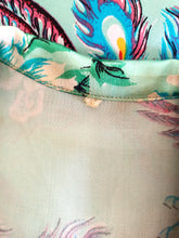 Carica l&#39;immagine nel visualizzatore di Gallery, 1940s 1950s - Stunning Firebirds Silk Blouse
