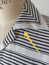 Cargar imagen en el visor de la galería, 1950s - Superb French Black Stripes Cotton Dress - W29 (74cm)
