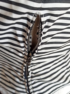 1950s - Superb French Black Stripes Cotton Dress - W29 (74cm)