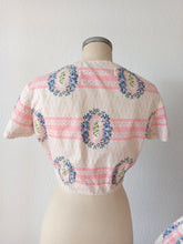 Cargar imagen en el visor de la galería, 1950s - SAMBO FASHIONS - Adorable Roseprint Bolero Dress - W26 (66cm)
