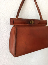 Carica l&#39;immagine nel visualizzatore di Gallery, 1940s 1950s - Gorgeous Brown Leather Handbag
