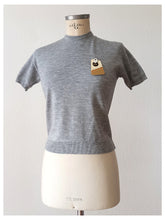 Laden Sie das Bild in den Galerie-Viewer, 1960s - DEADSTOCK - VICETEL, Spain - Knit Jumper - Sz 4

