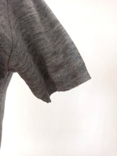 Laden Sie das Bild in den Galerie-Viewer, 1960s - DEADSTOCK - VICETEL, Spain - Knit Jumper - Sz 4

